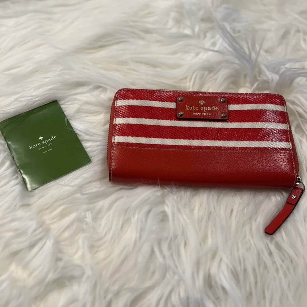 Kate Spade Red and White zip wallet